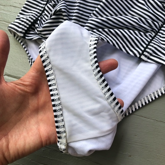 One Piece Swimsuit Size 6 Striped Ruched Black White Adjustable Retro Padded - Picture 4 of 11